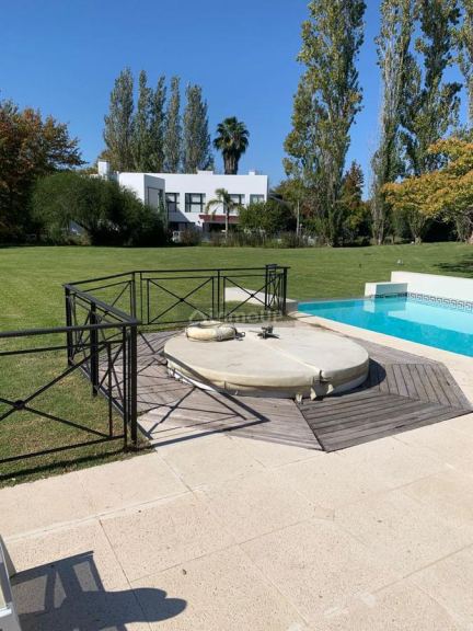 Casa en Venta en Pilar, G.B.A. Zona Norte