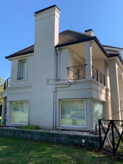 Casa en Venta en Pilar, G.B.A. Zona Norte