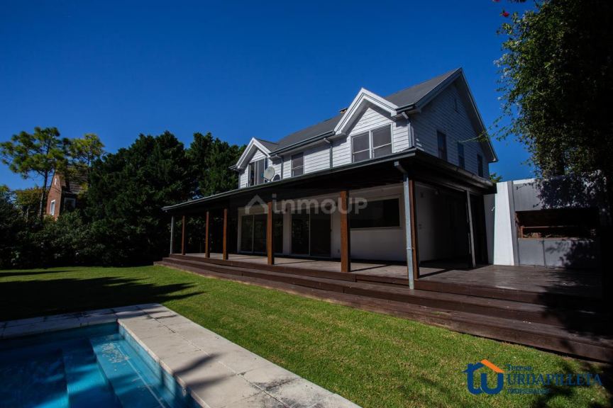 Casa en Venta en Malvinas Argentinas, G.B.A. Zona Norte