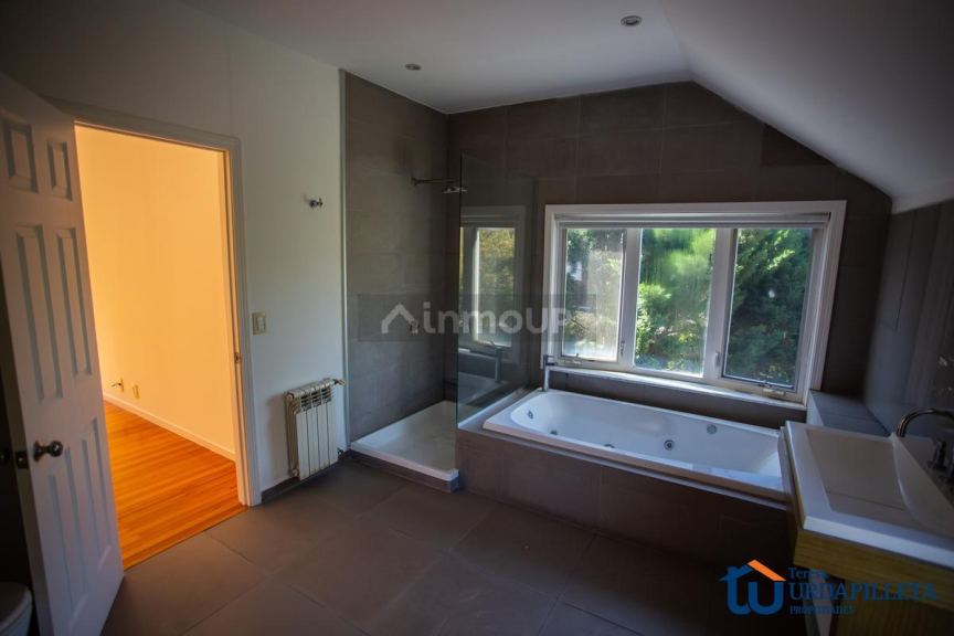 Casa en Venta en Malvinas Argentinas, G.B.A. Zona Norte