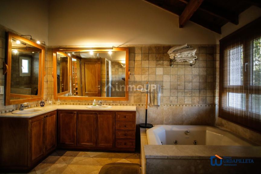 Casa en Venta en Malvinas Argentinas, G.B.A. Zona Norte