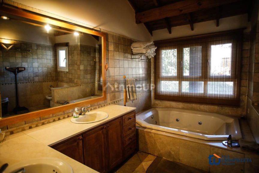 Casa en Venta en Malvinas Argentinas, G.B.A. Zona Norte