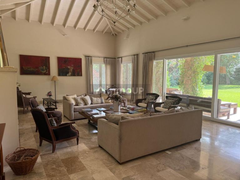 Casa en Alquiler en Pilar, G.B.A. Zona Norte