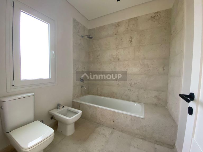 Casa en Venta en Pilar, G.B.A. Zona Norte