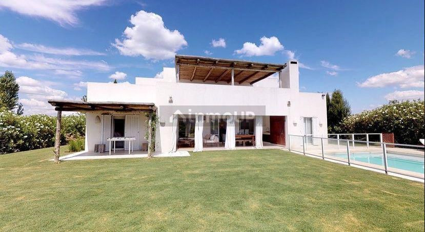 Casa en Venta en Pilar, G.B.A. Zona Norte