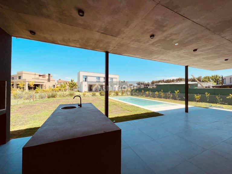 Casa en Venta en Pilar, G.B.A. Zona Norte