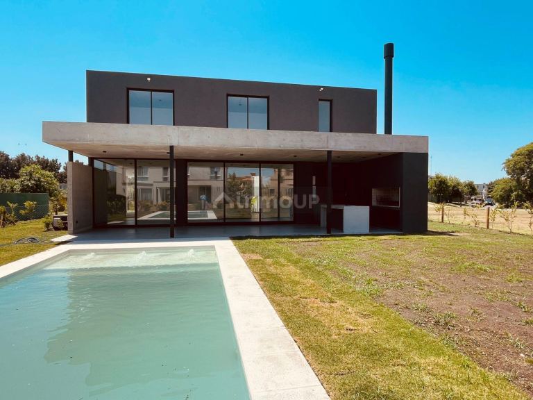 Casa en Venta en Pilar, G.B.A. Zona Norte