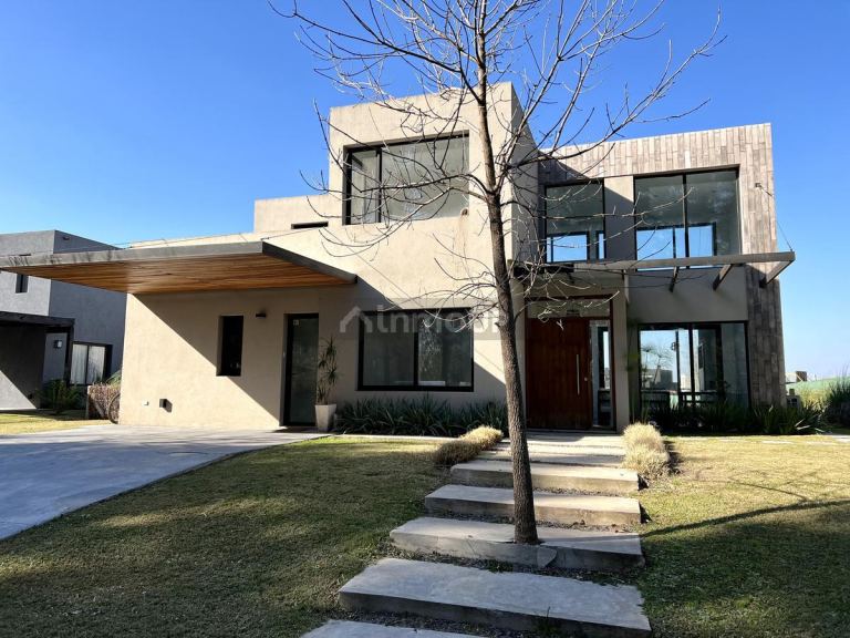 Casa en Venta en Pilar, G.B.A. Zona Norte