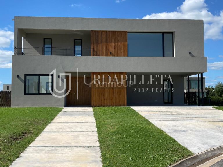 Casa en Venta en Pilar, G.B.A. Zona Norte