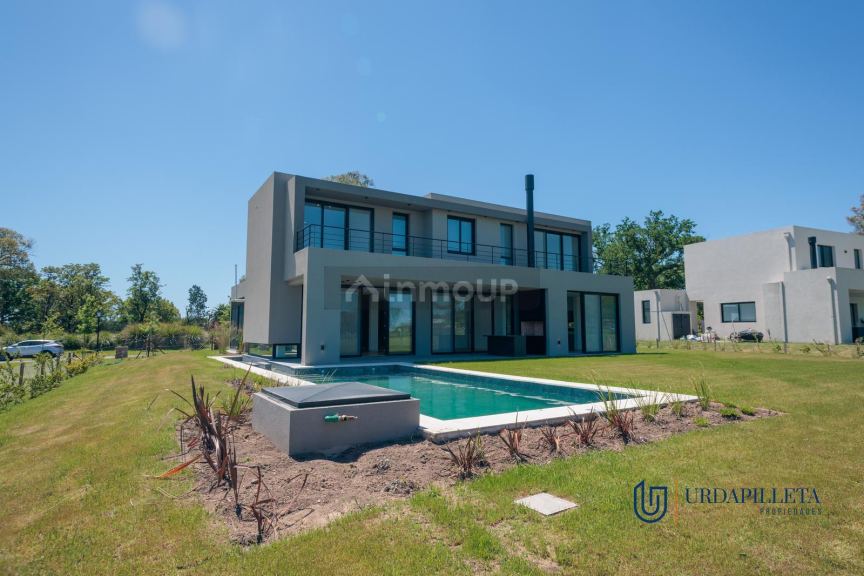 Casa en Venta en Pilar, G.B.A. Zona Norte