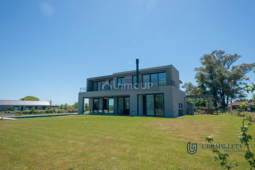 Casa en Venta en Pilar, G.B.A. Zona Norte