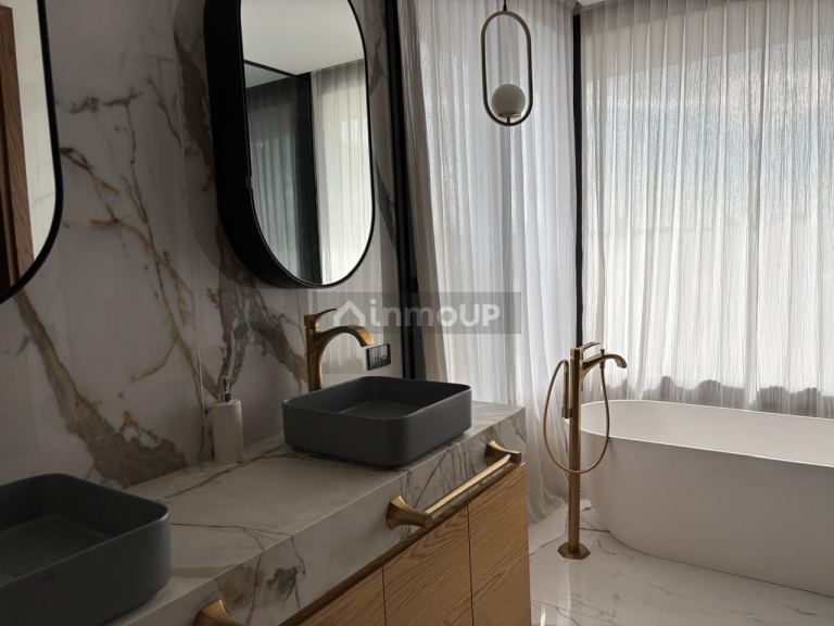 Casa en Venta en Pilar, G.B.A. Zona Norte