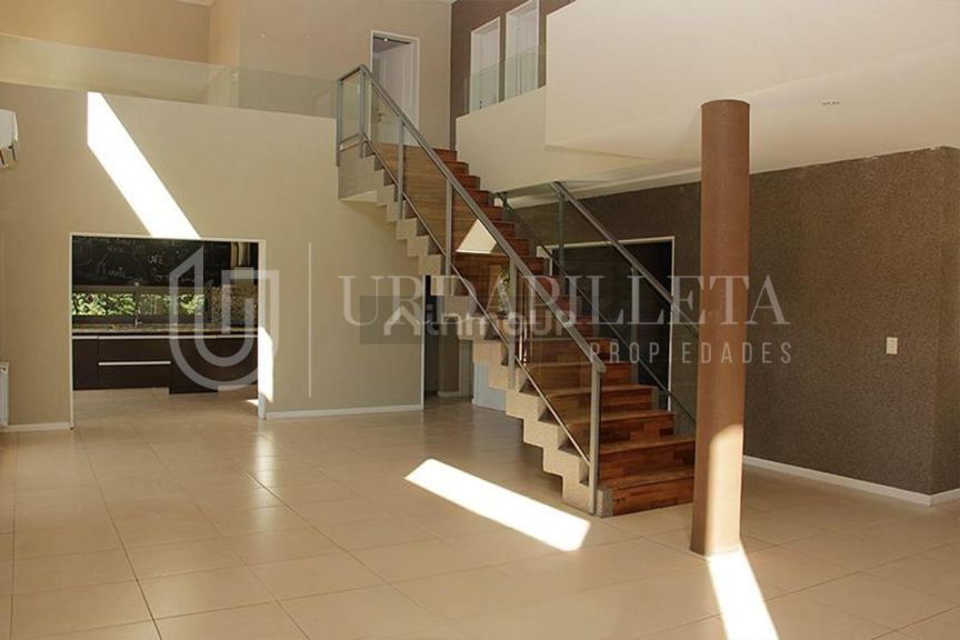 Casa en Venta en Pilar, G.B.A. Zona Norte