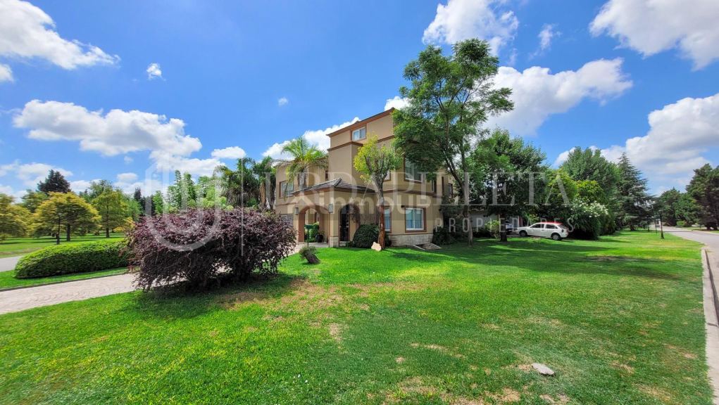 Casa en Venta en Pilar, G.B.A. Zona Norte
