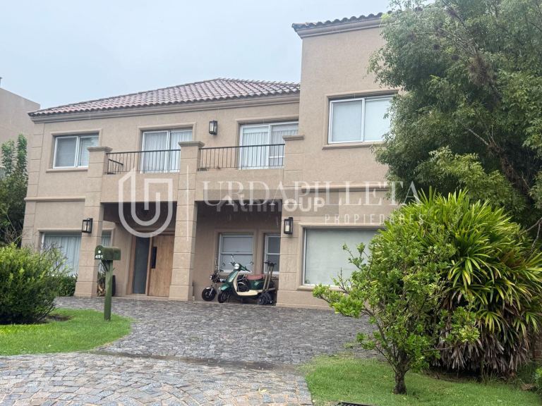 Casa en Venta en Pilar, G.B.A. Zona Norte