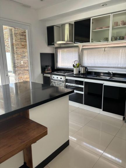 Casa en Alquiler en Pilar, G.B.A. Zona Norte