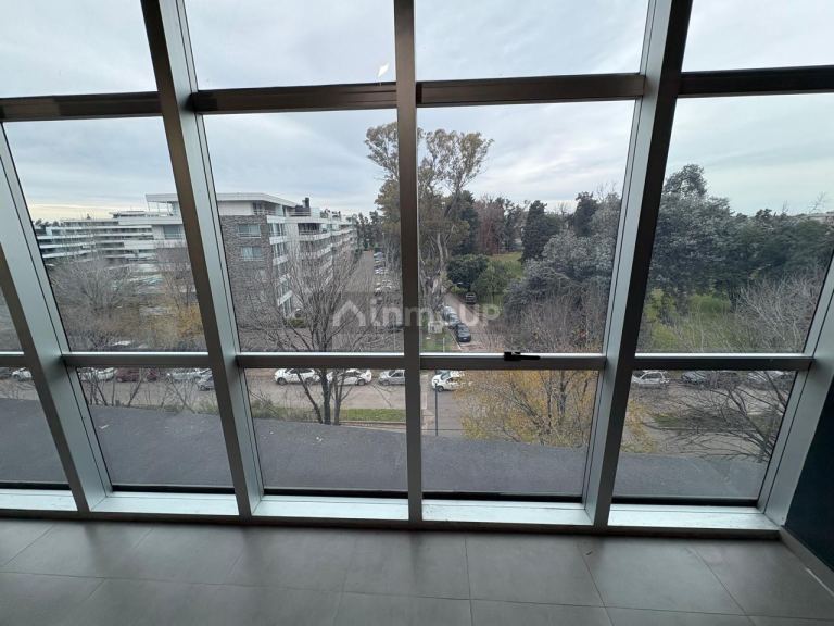 Oficina en Venta en Pilar, G.B.A. Zona Norte