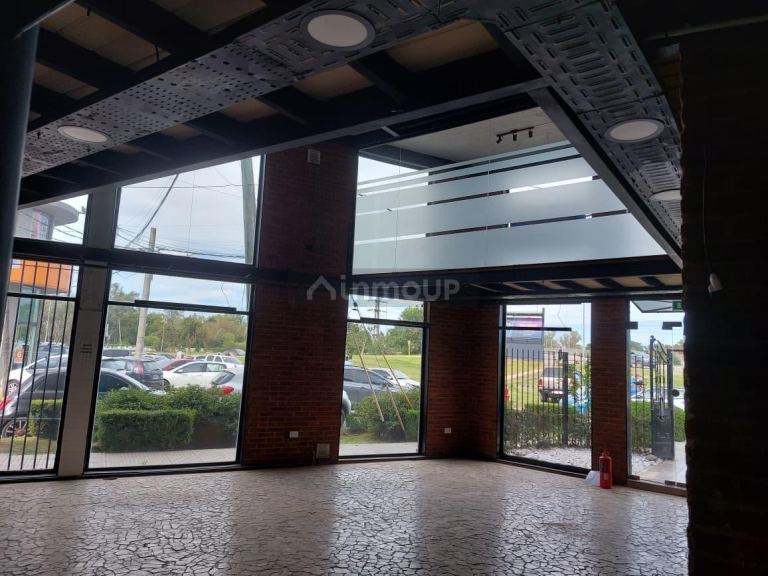 Local Comercial en Alquiler en Pilar, G.B.A. Zona Norte