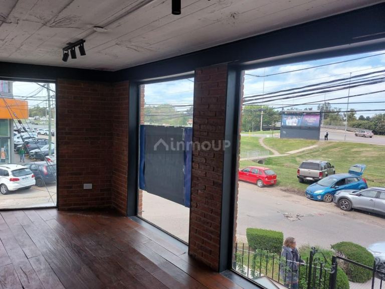 Local Comercial en Alquiler en Pilar, G.B.A. Zona Norte