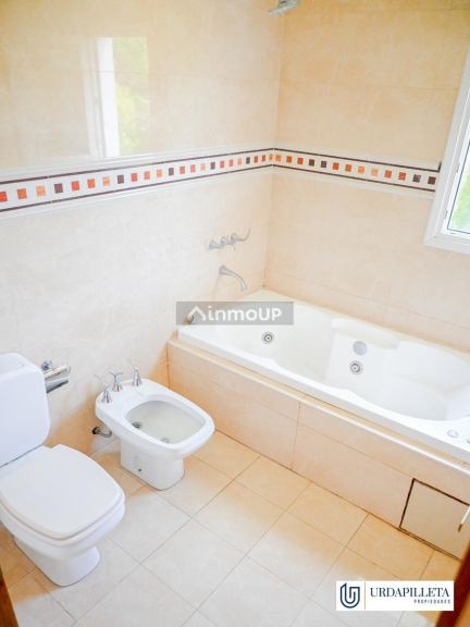 Casa en Alquiler en Pilar, G.B.A. Zona Norte