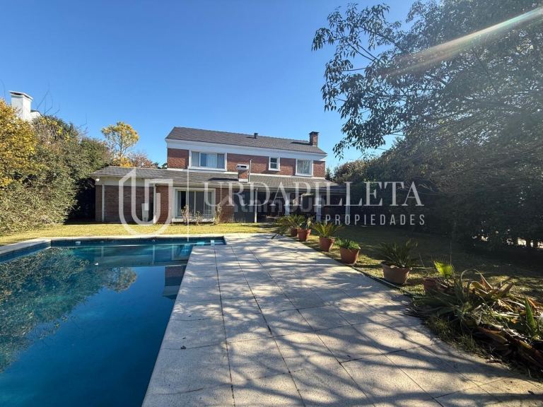 Casa en Alquiler en Pilar, G.B.A. Zona Norte