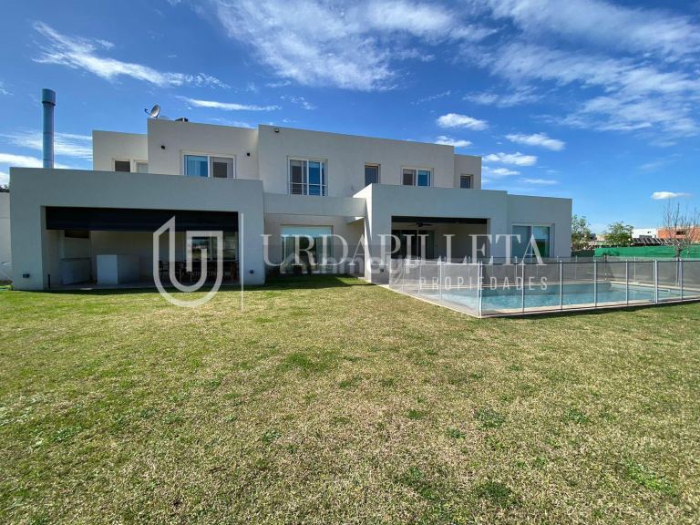 Casa en Venta en Pilar, G.B.A. Zona Norte