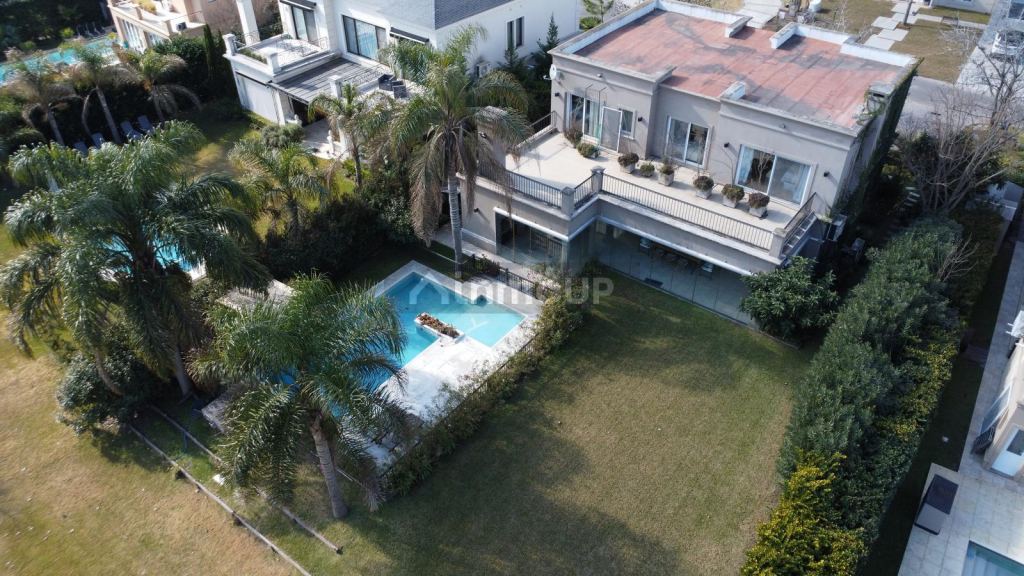 Casa en Venta en Pilar, G.B.A. Zona Norte