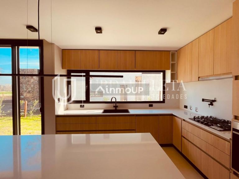 Casa en Venta en Pilar, G.B.A. Zona Norte
