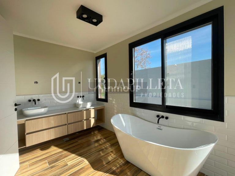 Casa en Venta en Pilar, G.B.A. Zona Norte