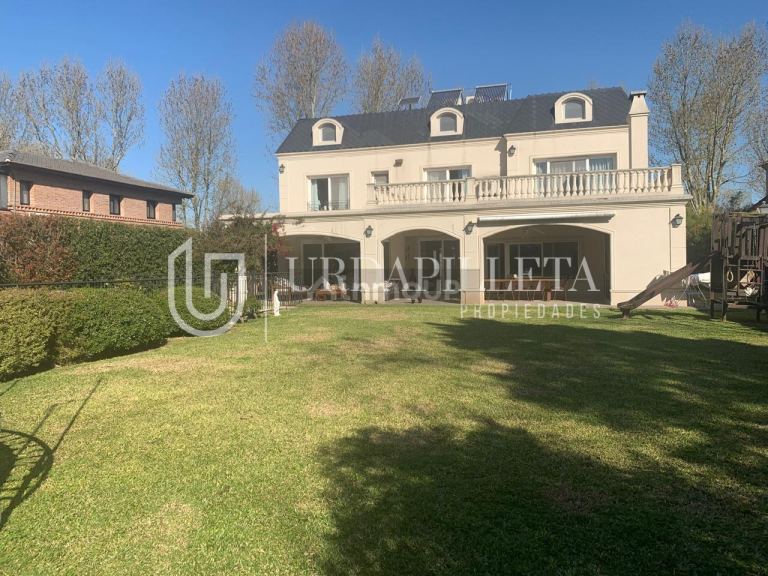 Casa en Venta en Pilar, G.B.A. Zona Norte