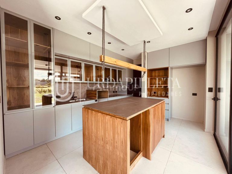 Casa en Venta en Pilar, G.B.A. Zona Norte