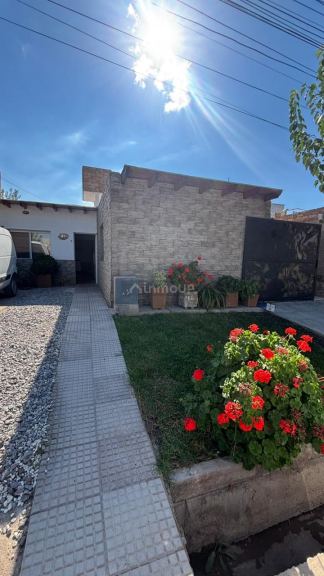 Casa en Venta en Guaymallen, Mendoza