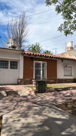 Casa en Alquiler en Godoy Cruz, Mendoza