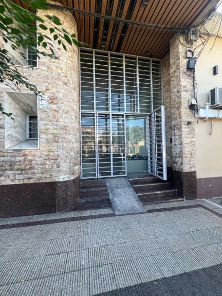 Local Comercial en Alquiler en S.M. de Tucumán, Tucuman