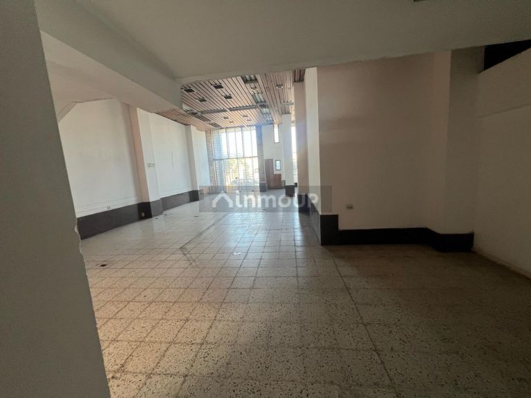Local Comercial en Alquiler en S.M. de Tucumán, Tucuman