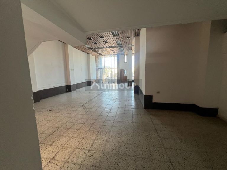 Local Comercial en Alquiler en S.M. de Tucumán, Tucuman