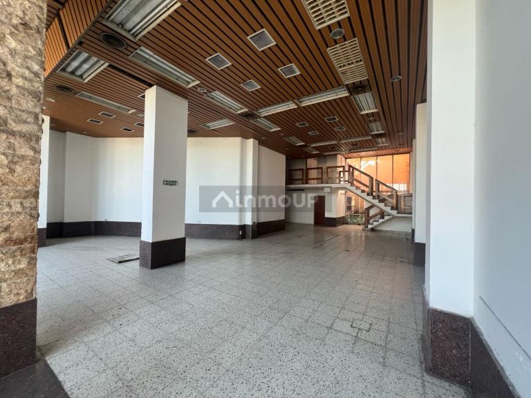 Local Comercial en Alquiler en S.M. de Tucumán, Tucuman