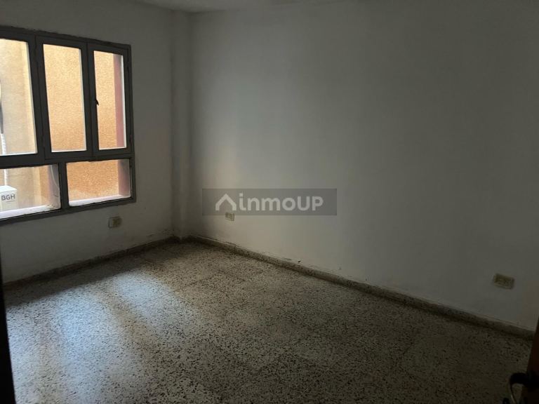 Local Comercial en Alquiler en S.M. de Tucumán, Tucuman