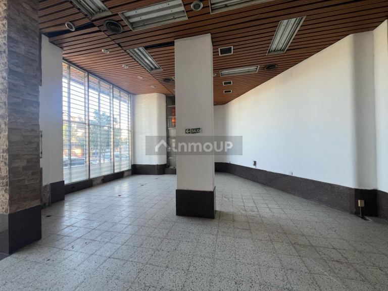 Local Comercial en Alquiler en S.M. de Tucumán, Tucuman