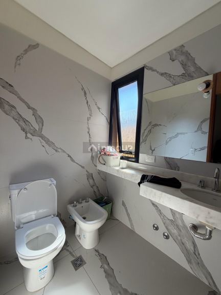 Casa en Venta en Yerba Buena, Tucuman