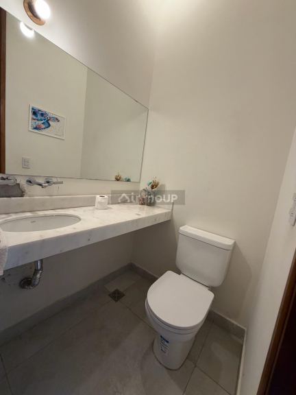 Casa en Venta en Yerba Buena, Tucuman