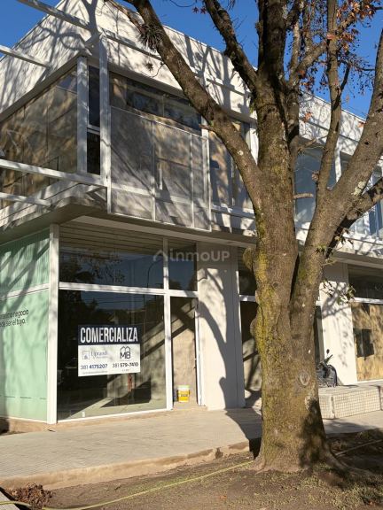 Local Comercial en Alquiler en Yerba Buena, Tucuman