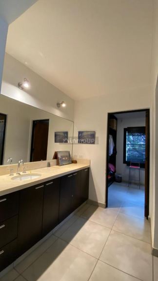 Casa en Venta en Yerba Buena, Tucuman