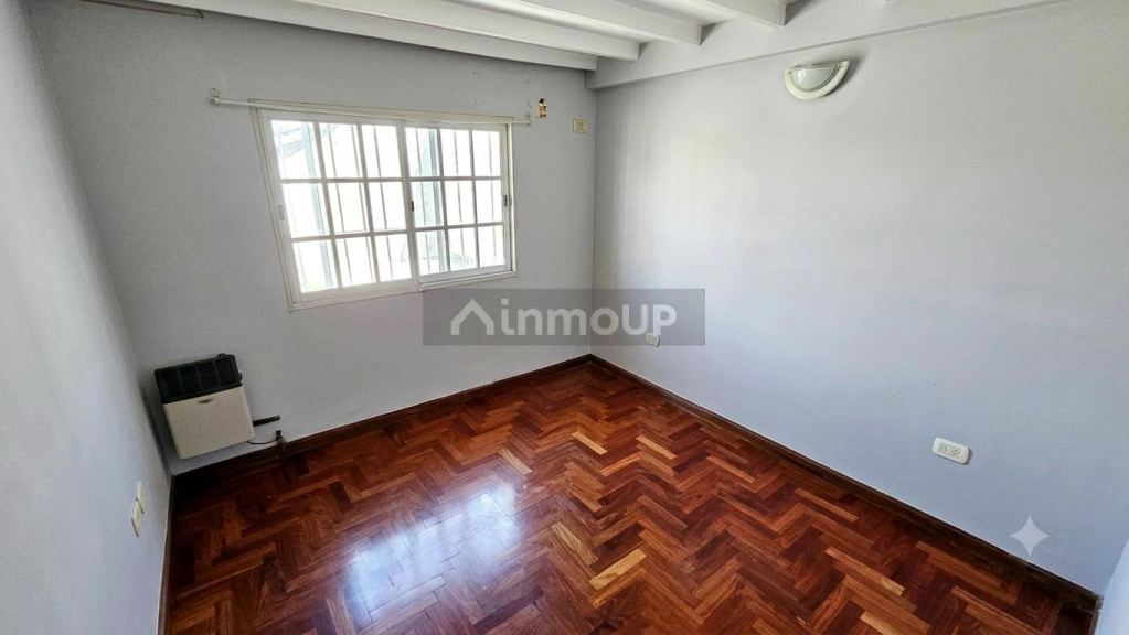 P H en Venta en La Matanza, G.B.A. Zona Oeste