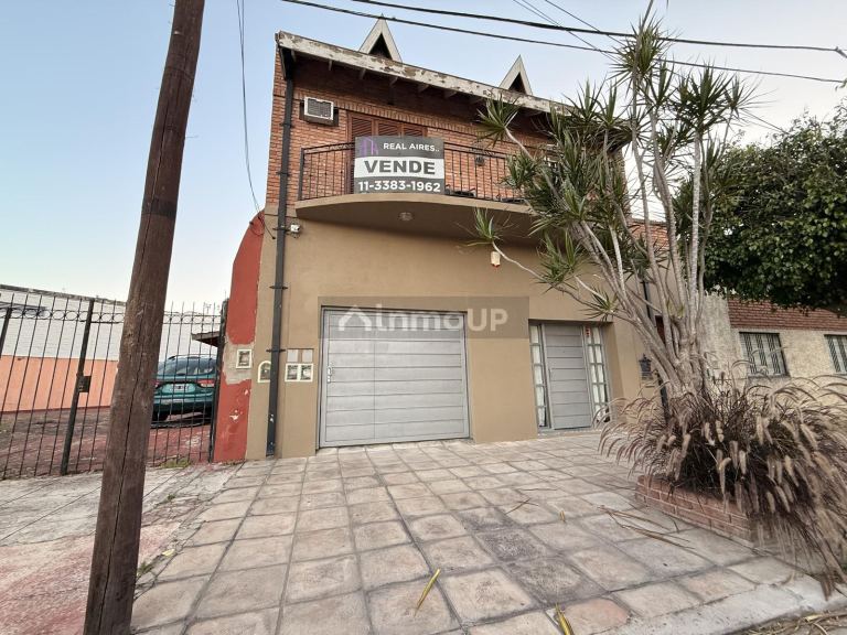 P H en Venta en General San Martin, G.B.A. Zona Norte