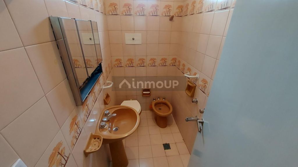 P H en Venta en General San Martin, G.B.A. Zona Norte