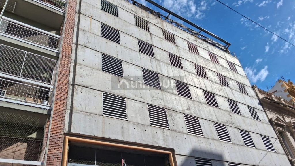 Cochera en Venta en Monserrat, Capital Federal