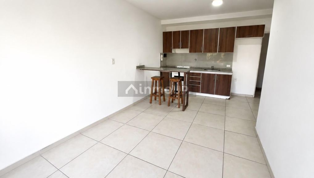 Departamento en Venta en General San Martin, G.B.A. Zona Norte