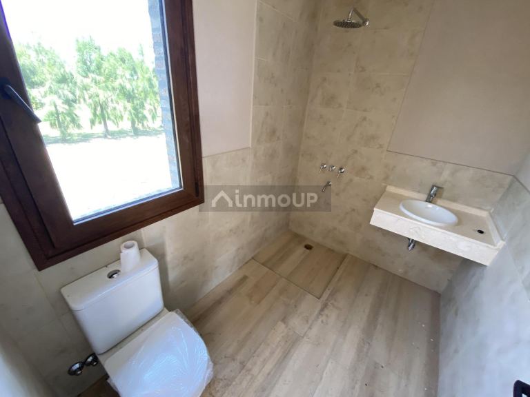 Casa en Venta en Exaltacion de la Cruz, G.B.A. Zona Norte