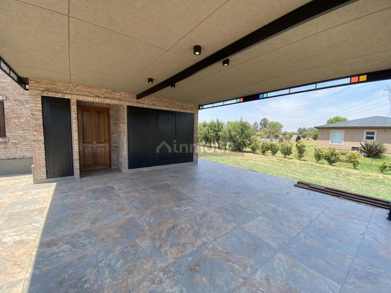 Casa en Venta en Exaltacion de la Cruz, G.B.A. Zona Norte